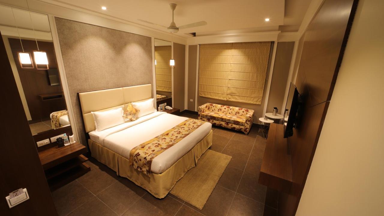 The Grand Village 莫拉达巴德 外观 照片